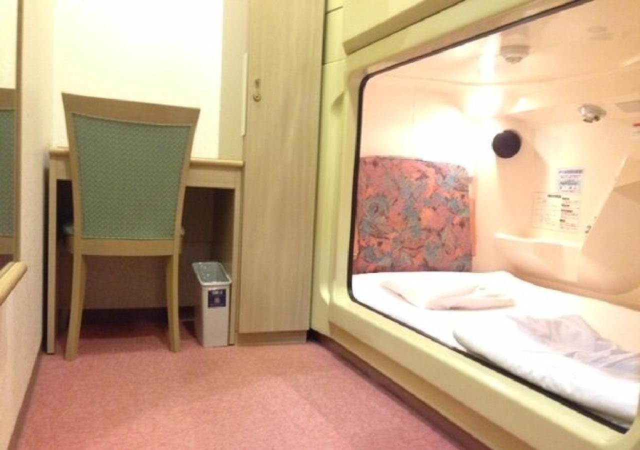 斋桥格兰德桑拿胶囊旅馆